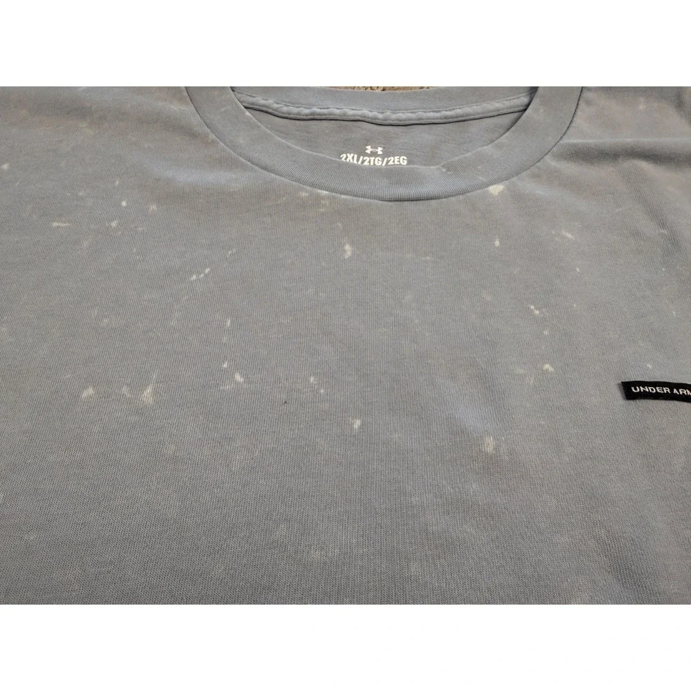 Men's Under Armour 2XL Loose T-Shirt with bleach splatter design #1105